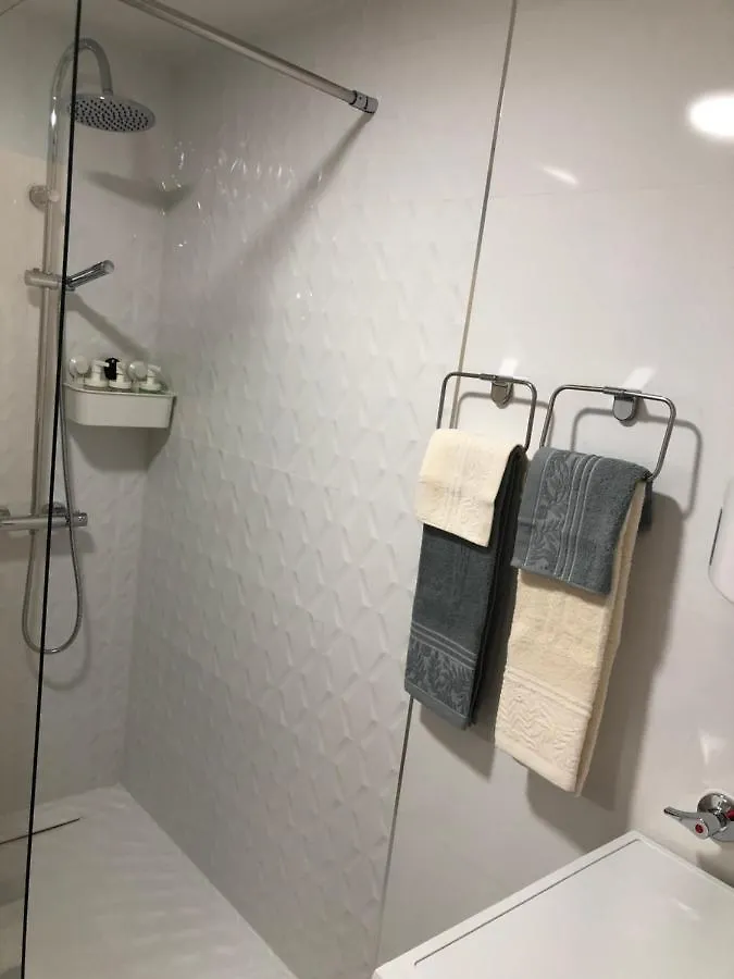Lägenhet Apartamento Totalmente Reformado Con Piscina Y Jardines Al Lado De La Playa De La Carihuela Torremolinos Spanien