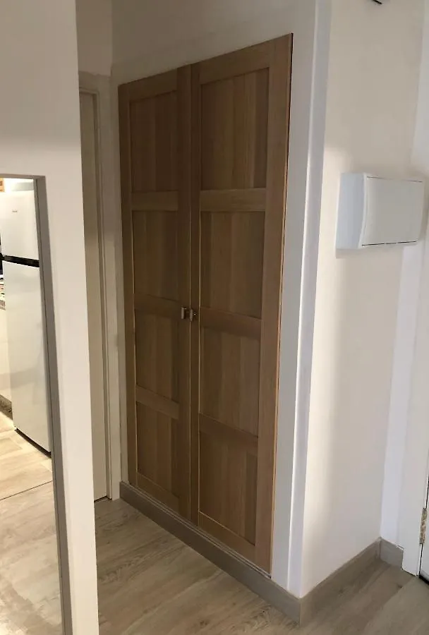 Apartamento Totalmente Reformado Con Piscina Y Jardines Al Lado De La Playa De La Carihuela Torremolinos 0*,