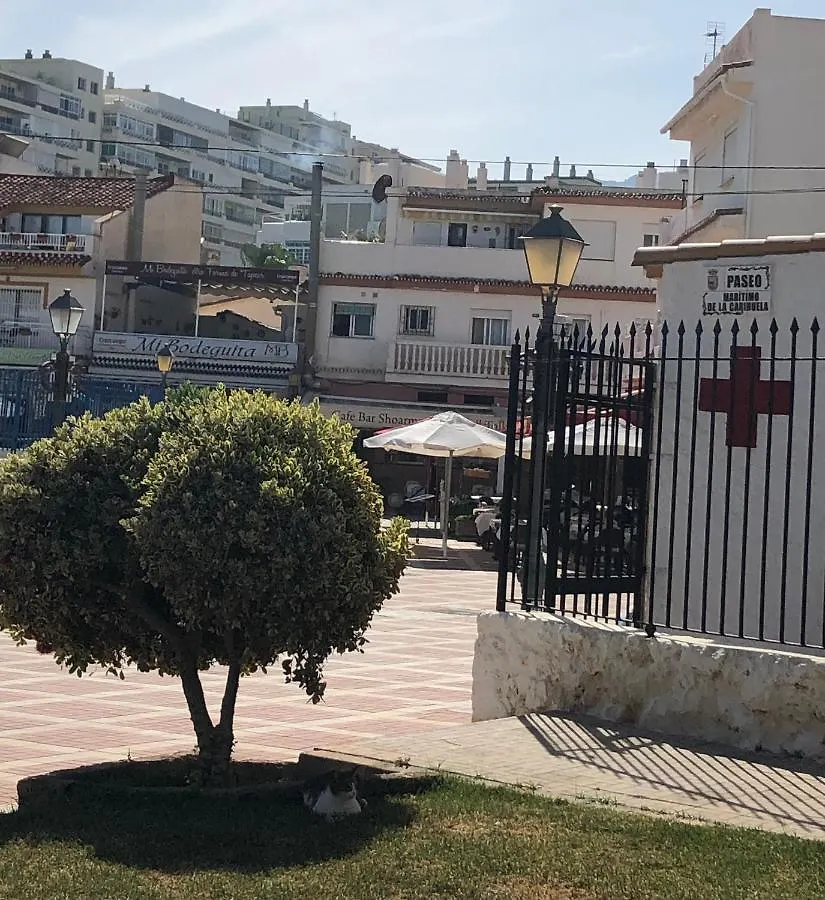 Apartamento Totalmente Reformado Con Piscina Y Jardines Al Lado De La Playa De La Carihuela Torremolinos Lägenhet