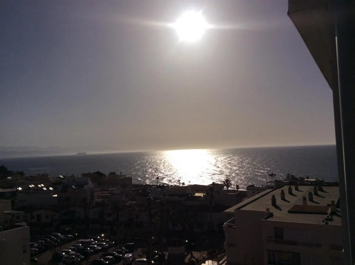 Apartamento Totalmente Reformado Con Piscina Y Jardines Al Lado De La Playa De La Carihuela Torremolinos