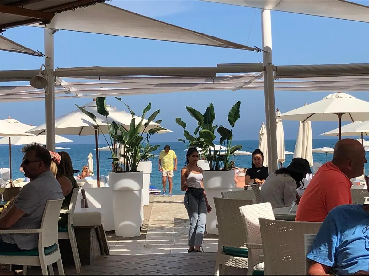 Appartement Apartamento Totalmente Reformado Con Piscina Y Jardines Al Lado De La Playa De La Carihuela Torremolinos